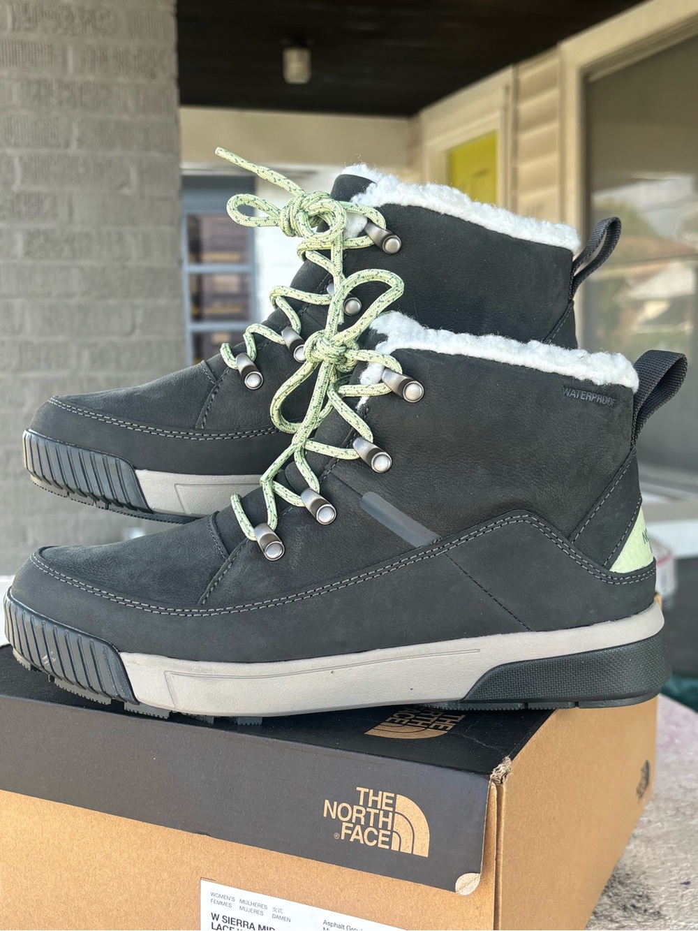 The North Face Sierra Mid Lace WP Boots Womens 8 Asphalt Grey Misty Sage NEW Box